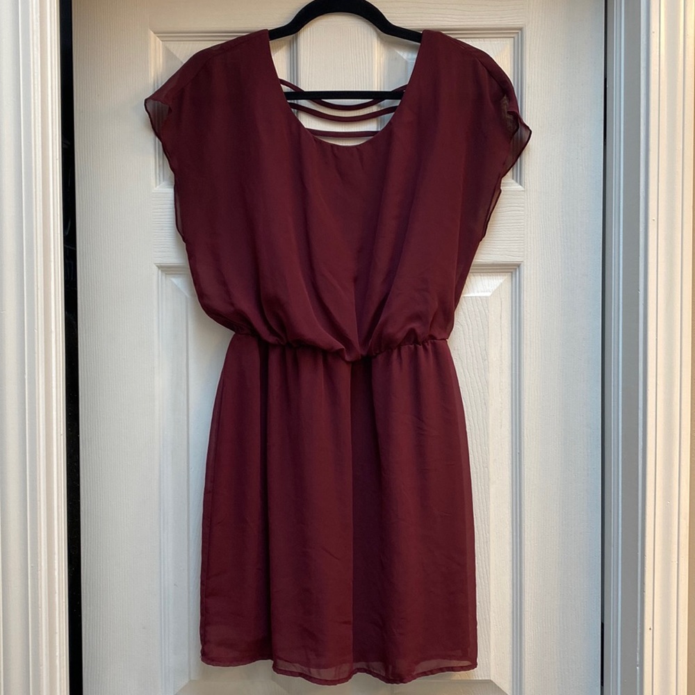 City Triangles - maroon dress